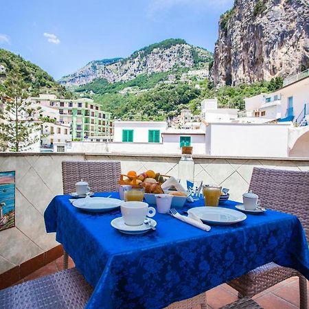 La Piazzetta Hotel Amalfi Buitenkant foto