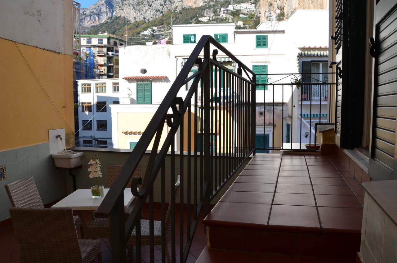 La Piazzetta Hotel Amalfi Buitenkant foto