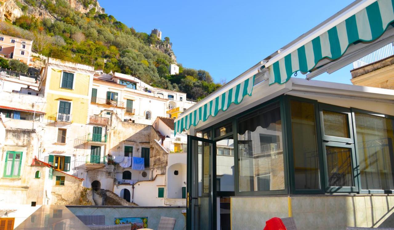 La Piazzetta Hotel Amalfi Buitenkant foto